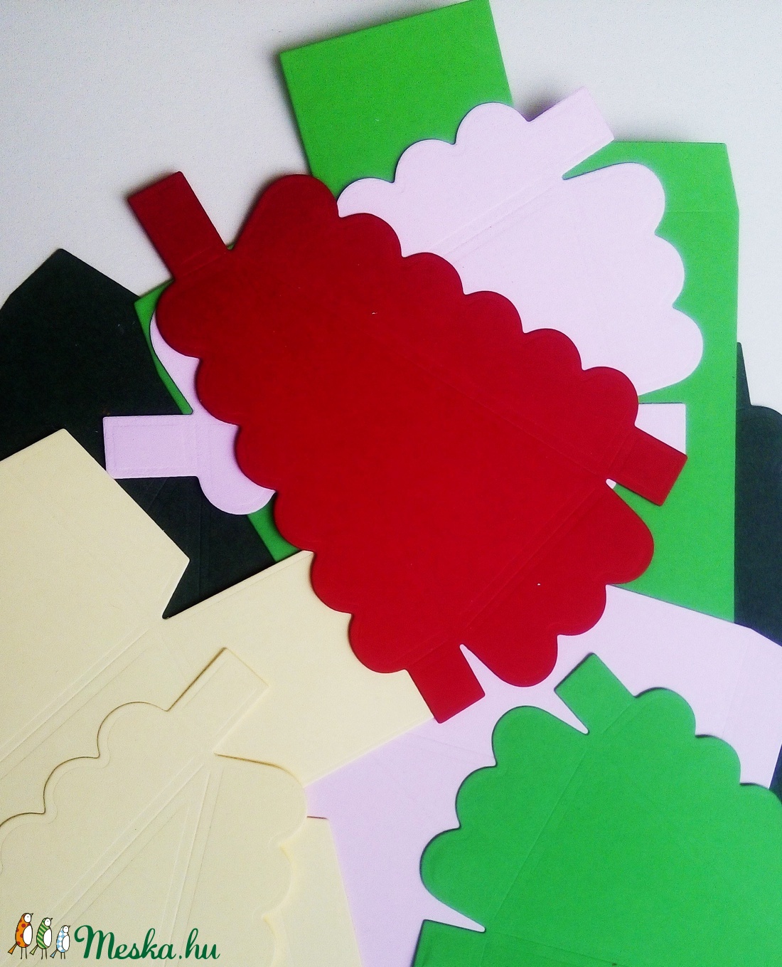 12 szeletes papírtorta sablon. Minden szelet egyben díszdoboz -  - Meska.hu