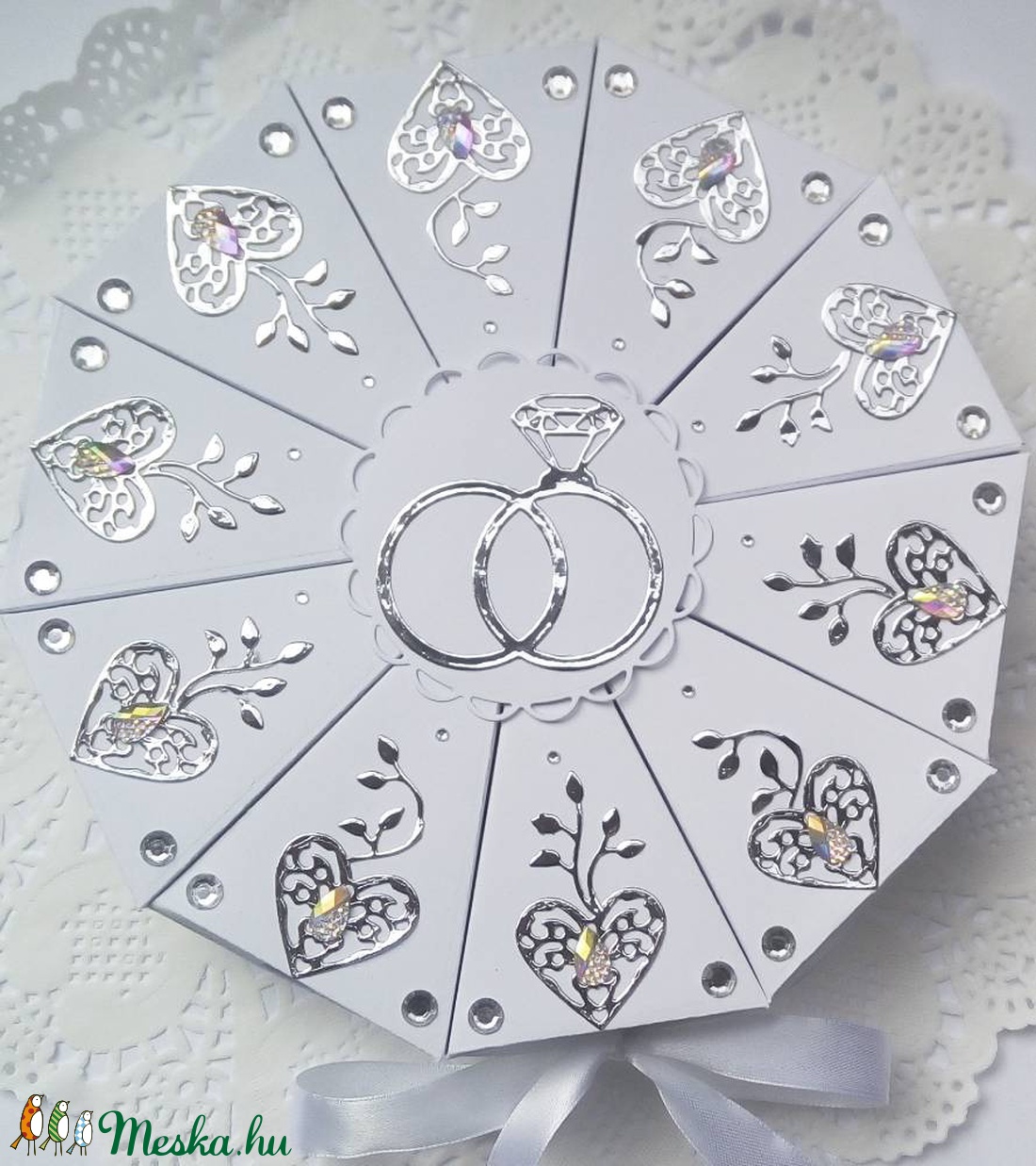 Silver love papírtorta díszdoboz 10 szeletes - otthon & életmód - papír, írószer - ajándékozás kellékei - papírtorta - Meska.hu Silver love papírtorta díszdoboz 10 szeletes - otthon & életmód - papír, írószer - ajándékozás kellékei - papírtorta - Meska.hu