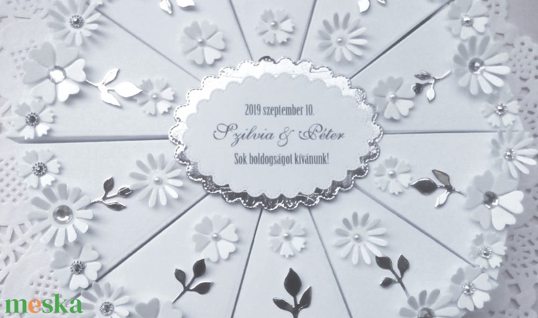 Silver garden papírtorta díszdoboz 10 szeletes - otthon & életmód - papír, írószer - ajándékozás kellékei - papírtorta - Meska.hu Silver garden papírtorta díszdoboz 10 szeletes - otthon & életmód - papír, írószer - ajándékozás kellékei - papírtorta - Meska.hu
