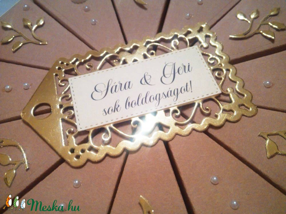 Goldcoffee papírtorta díszdoboz 12 szeletes - otthon & életmód - papír, írószer - ajándékozás kellékei - papírtorta - Meska.hu Goldcoffee papírtorta díszdoboz 12 szeletes - otthon & életmód - papír, írószer - ajándékozás kellékei - papírtorta - Meska.hu