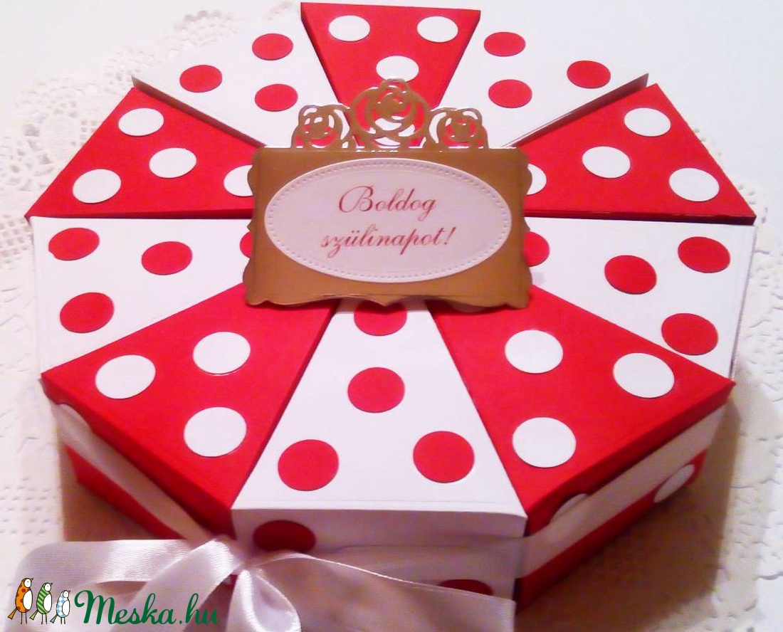 10 szeletes papírtorta - díszdoboz - művészet - más művészeti ág - Meska.hu