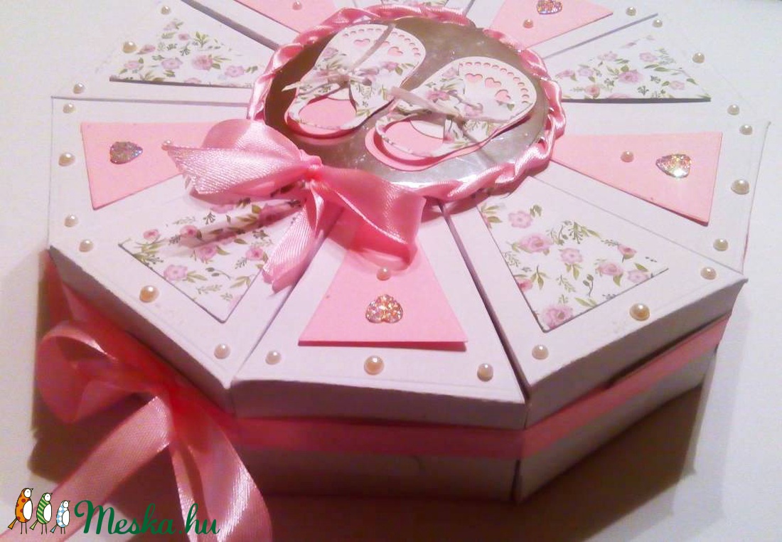 Pink baby papírtorta díszdoboz 10 szeletes - otthon & életmód - papír, írószer - ajándékozás kellékei - papírtorta - Meska.hu Pink baby papírtorta díszdoboz 10 szeletes - otthon & életmód - papír, írószer - ajándékozás kellékei - papírtorta - Meska.hu