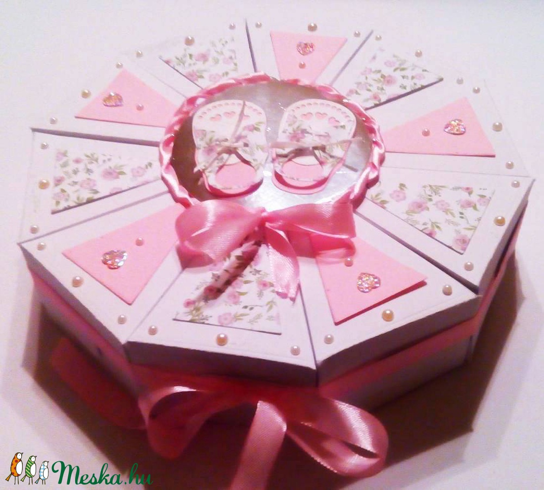Pink baby papírtorta díszdoboz 10 szeletes - otthon & életmód - papír, írószer - ajándékozás kellékei - papírtorta - Meska.hu Pink baby papírtorta díszdoboz 10 szeletes - otthon & életmód - papír, írószer - ajándékozás kellékei - papírtorta - Meska.hu