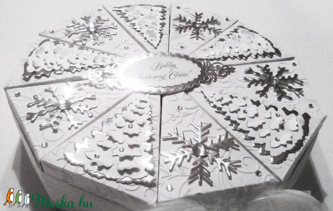 Papírtorta díszdoboz 10 szeletes - karácsony - karácsonyi ajándékozás - karácsonyi ajándékcsomagolás - Meska.hu Papírtorta díszdoboz 10 szeletes - karácsony - karácsonyi ajándékozás - karácsonyi ajándékcsomagolás - Meska.hu