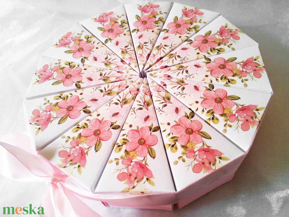 Papírtorta díszdoboz 12 szeletes - esküvő - emlék & ajándék - nászajándék - Meska.hu Papírtorta díszdoboz 12 szeletes - esküvő - emlék & ajándék - nászajándék - Meska.hu