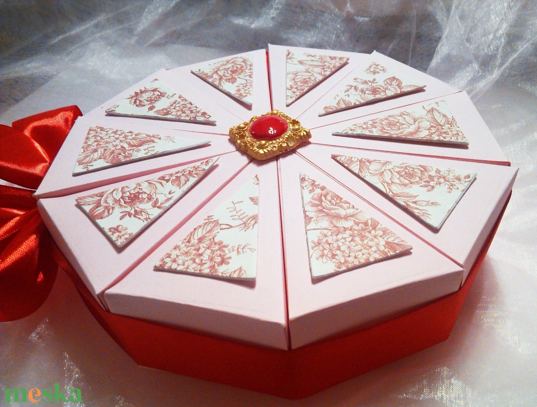 Papírtorta díszdoboz 10 szeletes - otthon & életmód - papír, írószer - ajándékozás kellékei - papírtorta - Meska.hu
