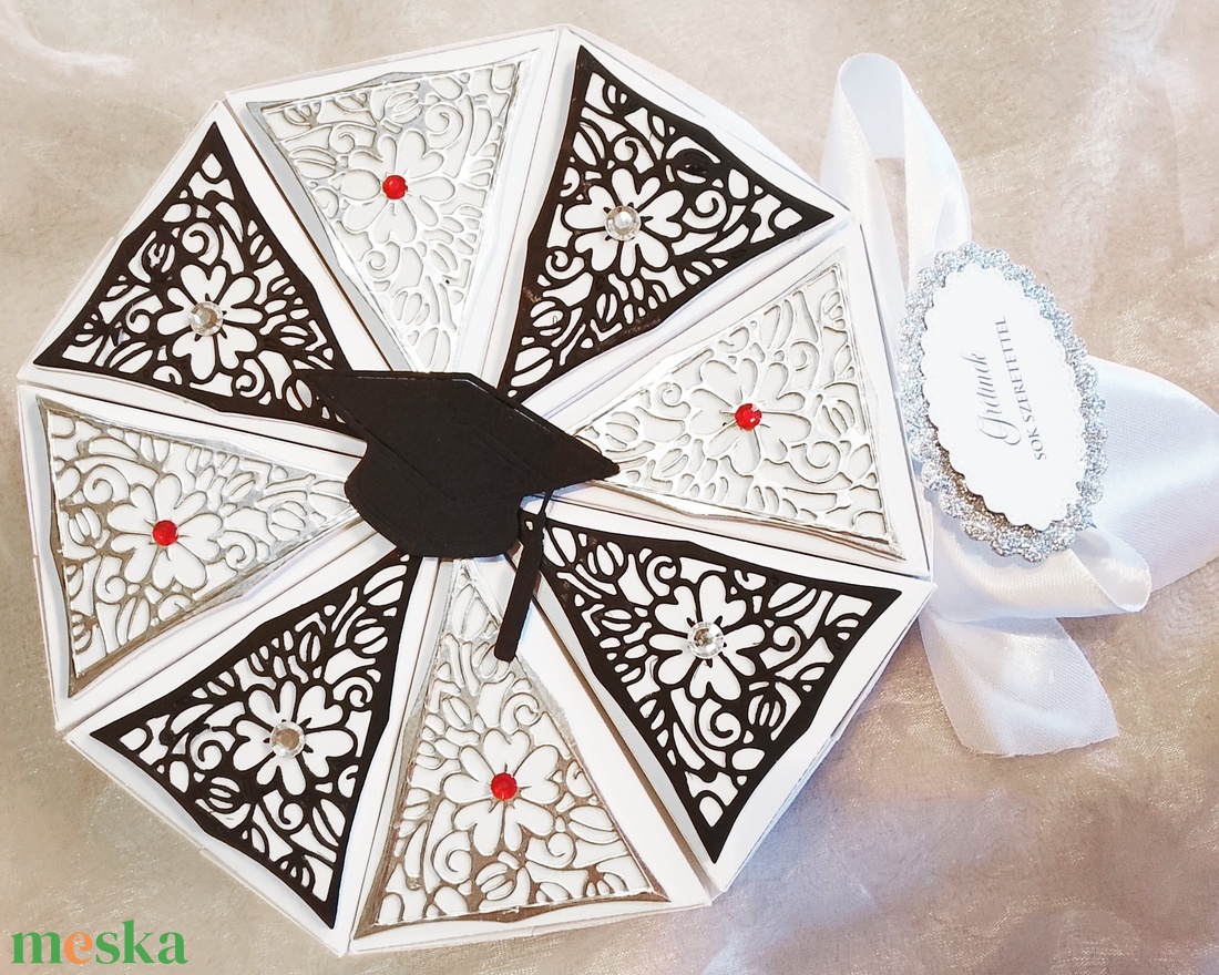 Papírtorta 8 szeletes- díszdoboz - otthon & életmód - papír, írószer - ajándékozás kellékei - papírtorta - Meska.hu