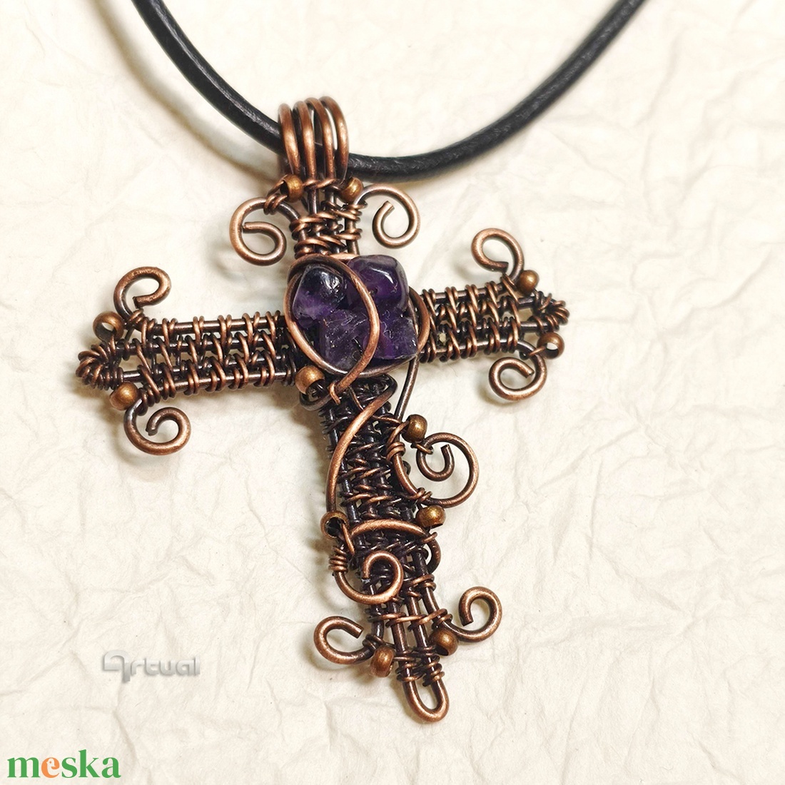 Asszimetrikus kereszt vörösrézréz medál ametiszt ásványokkal - ékszer - nyaklánc - medálos nyaklánc - Meska.hu