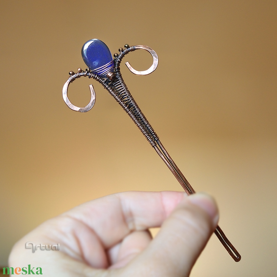 Réz hajtű kék és réz gyöngyökkel  - ruha & divat - hajdísz & hajcsat - hajcsat & hajtű - Meska.hu