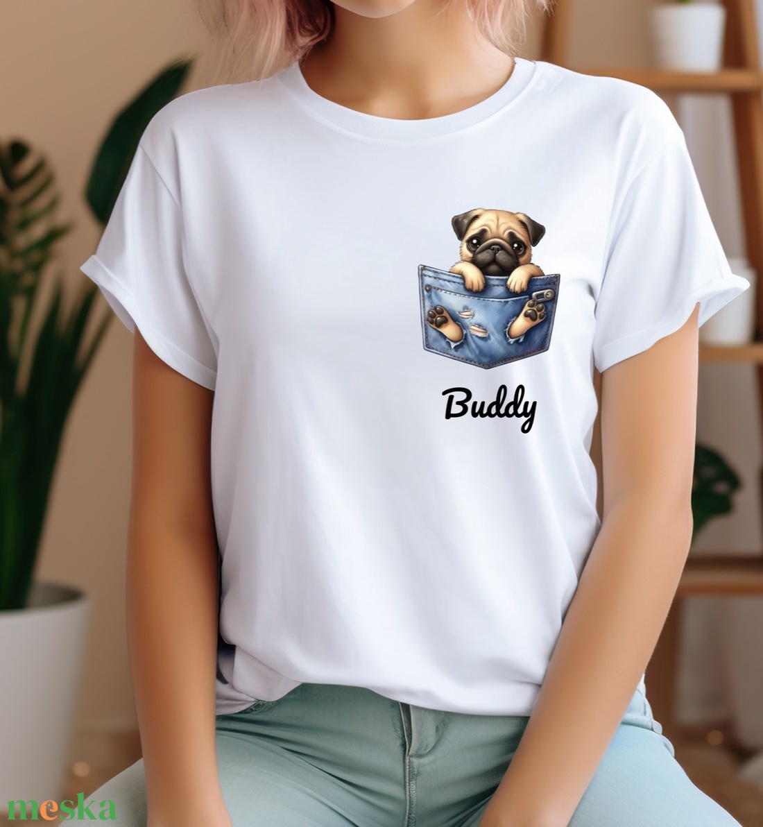 Mopsz, PUG - Kutyák a mellényzsebben - Személyre szabott kutyanévvel, kiváló minőségű póló kutyabarátoknak akciós termékkép 1