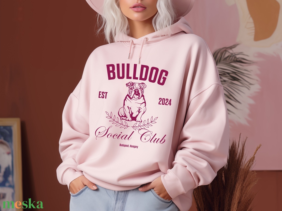 Személyre szabható pulóver és hoodie francia bulldog rajongóknak  egyedi évszámmal és hellyel, tökéletes ajándék kutyab - ruha & divat - női ruha - pulóver - Meska.hu