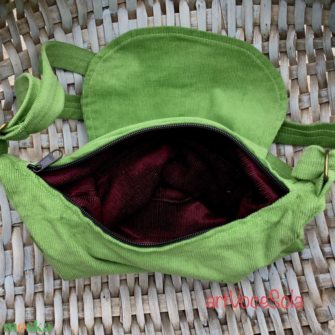 Zsengefű női Tarisznya - táska & tok - kézitáska & válltáska - tarisznya - Meska.hu