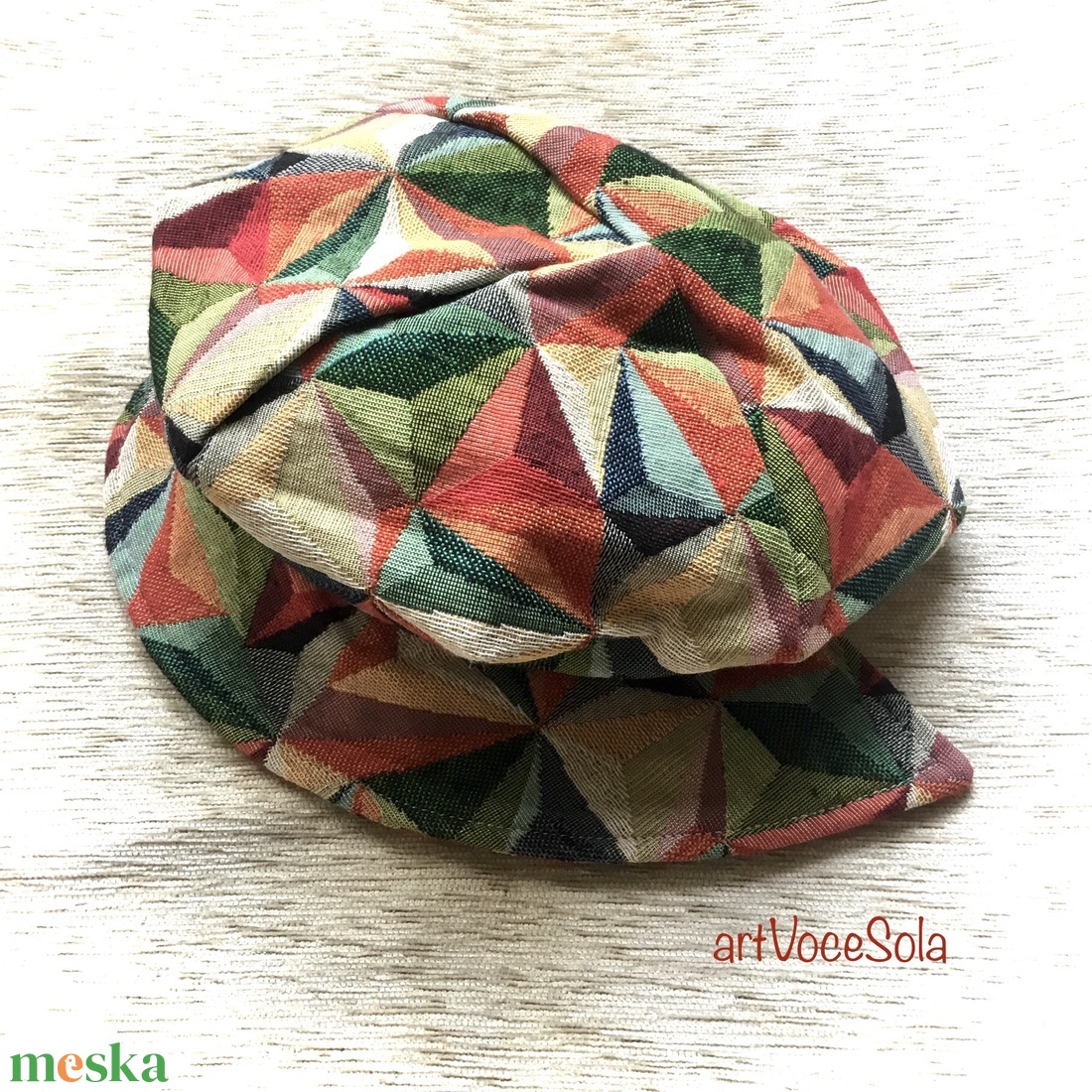 Kaleidoszkóp Kalap - ruha & divat - sál, sapka, kendő - kalap - Meska.hu Kaleidoszkóp Kalap - ruha & divat - sál, sapka, kendő - kalap - Meska.hu