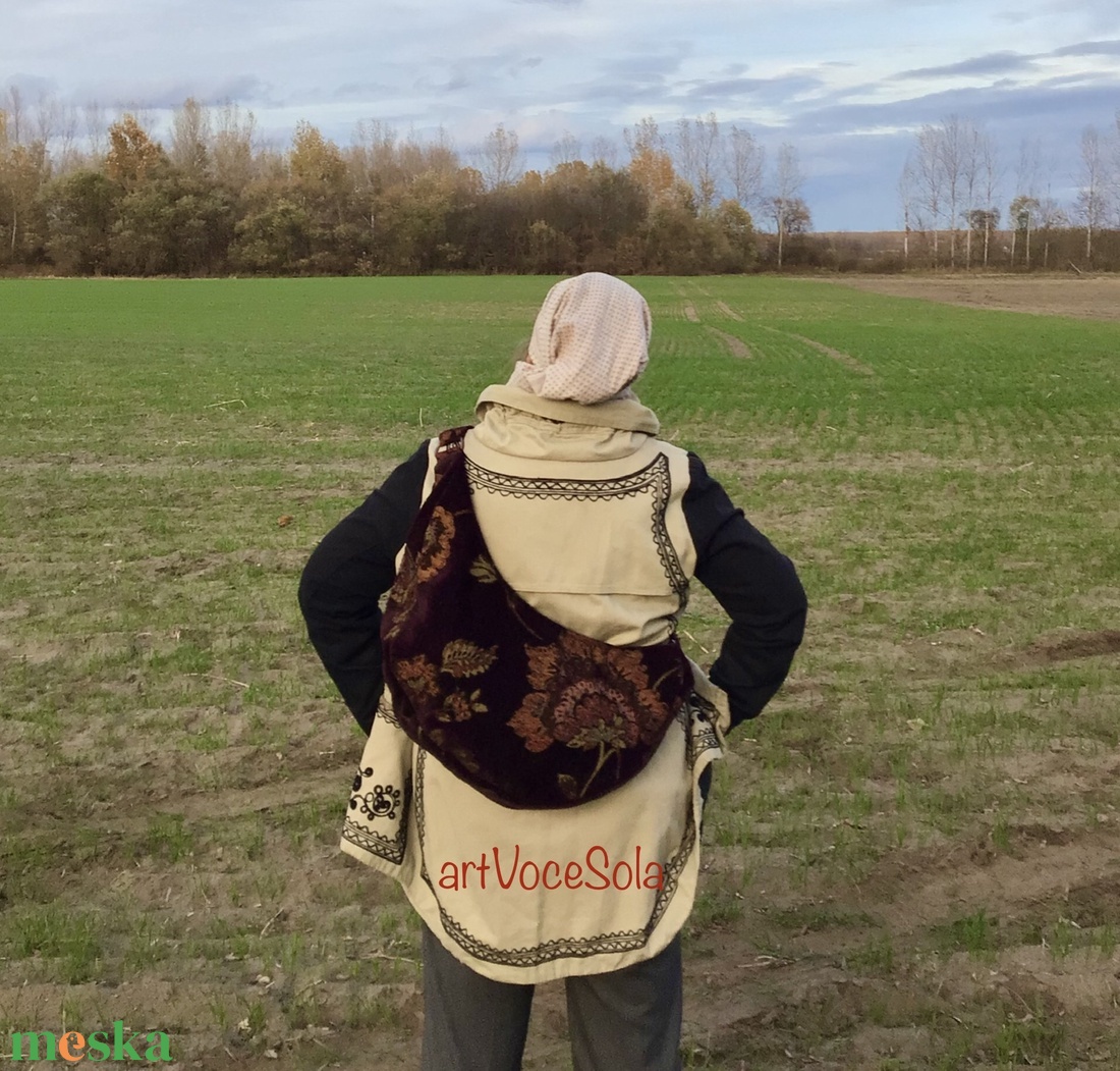 Lótuszvarázs  Félhold Táska - táska & tok - kézitáska & válltáska - vállon átvethető táska - Meska.hu