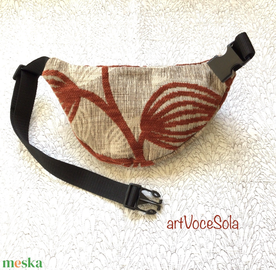 Mogyoróbokor- nagy Övtáska - táska & tok - övtáska - Meska.hu