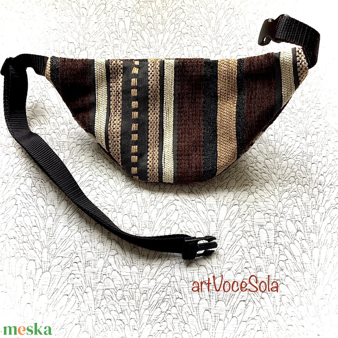Csokoládé-csíkos övtáska - táska & tok - övtáska - Meska.hu