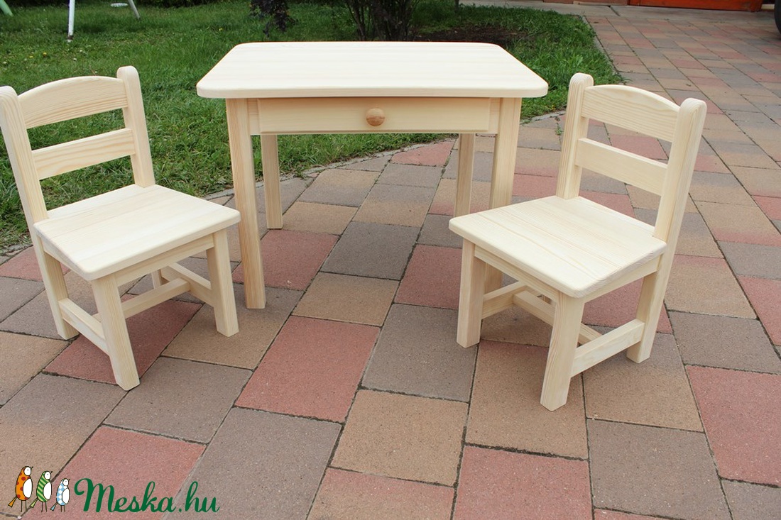 Gyerekasztal gyerekszék gyerek asztal szék pad sámli hokedli nem fiókos asztal  asztal két szék - játék & sport - Meska.hu