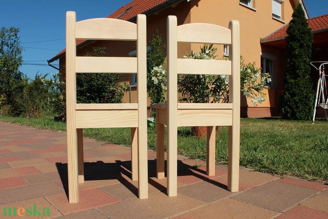 Gyerekasztal gyerekszék gyerek  asztal szék sámli pad hokedli - otthon & életmód - babaszoba, gyerekszoba - gyerek asztal székkel - Meska.hu