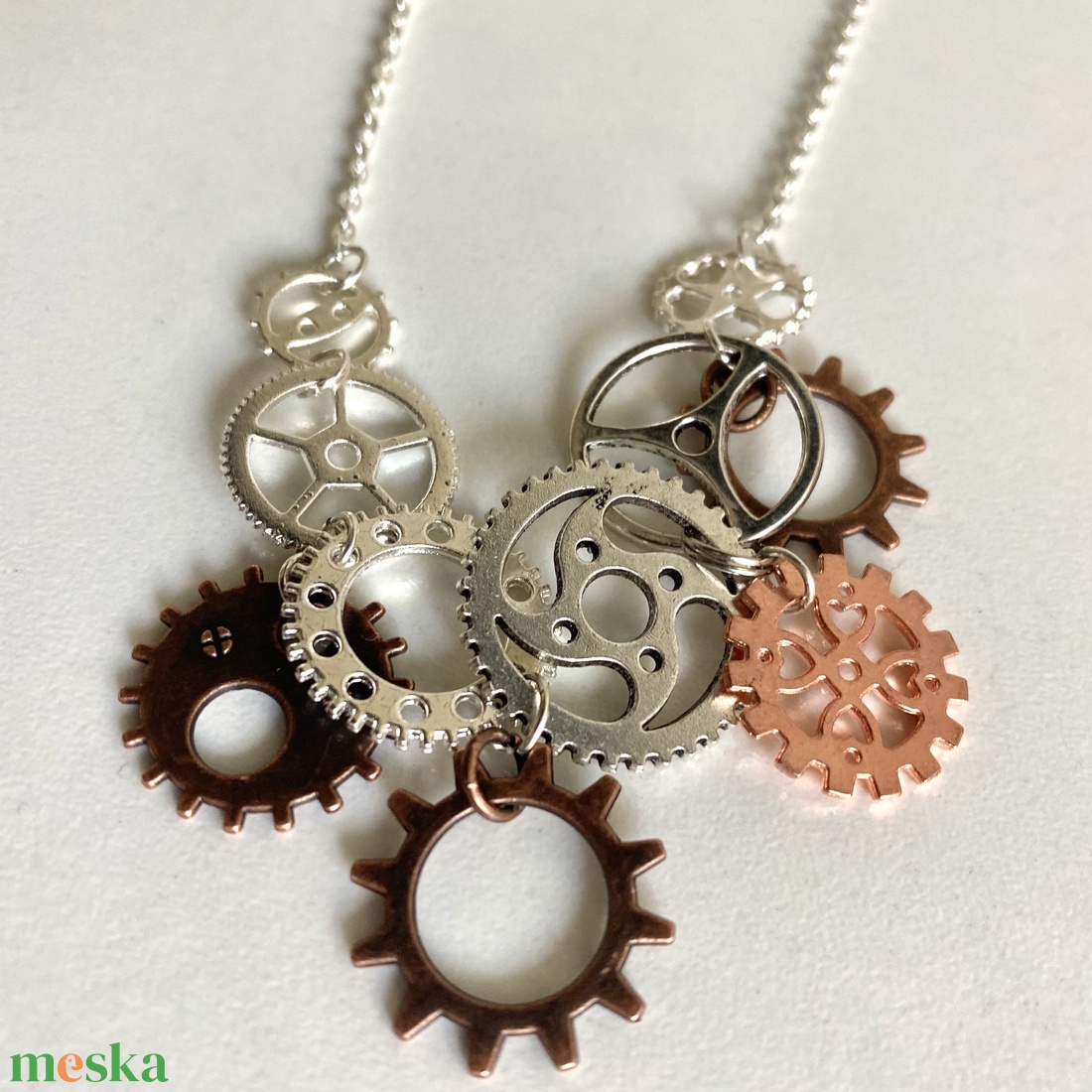 Steampunk nyaklánc, ezüst-rózsa-bronz - ékszer - nyaklánc - statement nyaklánc - Meska.hu Steampunk nyaklánc, ezüst-rózsa-bronz - ékszer - nyaklánc - statement nyaklánc - Meska.hu
