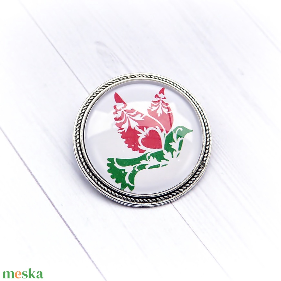 Nemzetiszínű kitűző, madár - ékszer - kitűző és bross - kitűző - Meska.hu