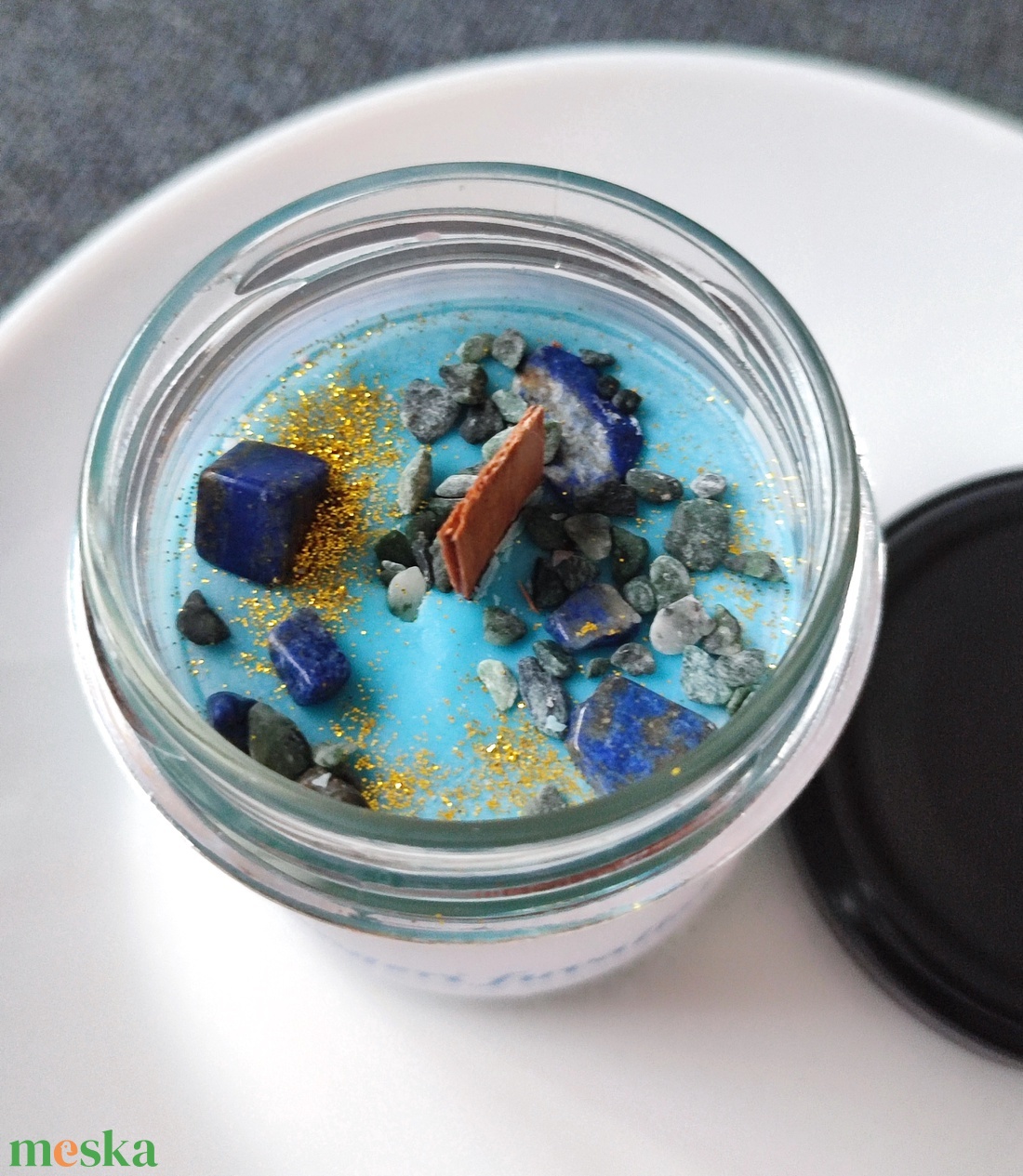 Tenger fuvallata - szójagyertya lapis lazuli ásvánnyal - otthon & életmód - gyertya, illat, aroma - gyertya - Meska.hu Tenger fuvallata - szójagyertya lapis lazuli ásvánnyal - otthon & életmód - gyertya, illat, aroma - gyertya - Meska.hu