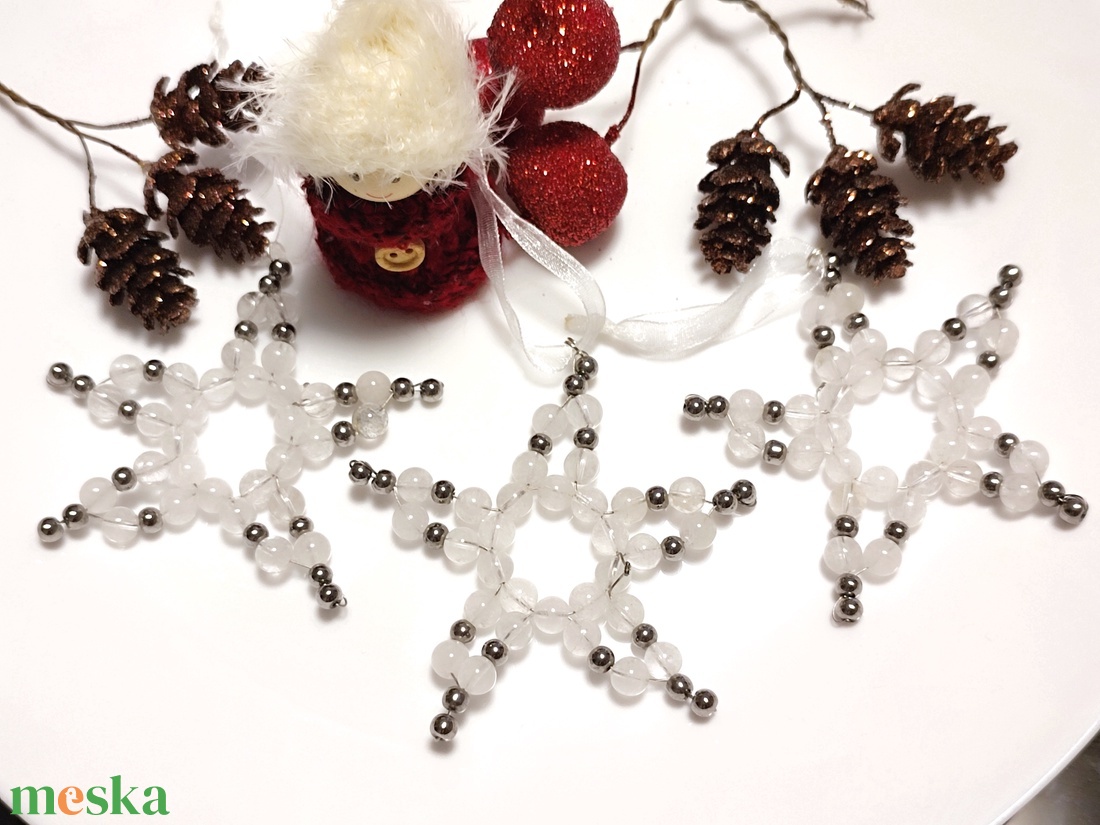 Gyöngy csillag karácsonyfadísz szett, 3 db csillag dísz - ezüst - karácsony - karácsonyi lakásdekoráció - karácsonyfadíszek - Meska.hu