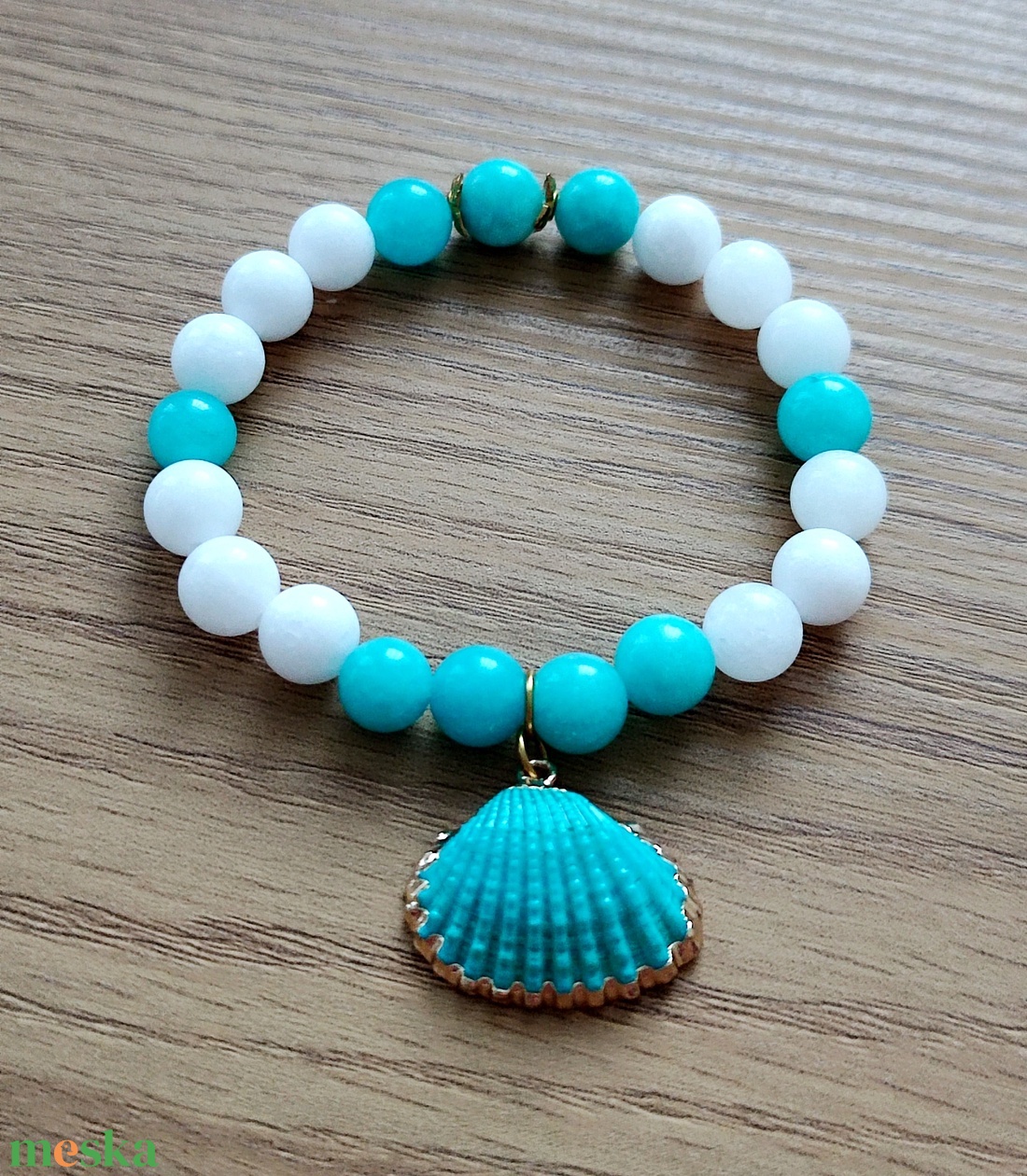 Türkizkék kagylós ásványkarkötő amazonit ásvánnyal - ékszer - karkötő - ásványkarkötő - Meska.hu