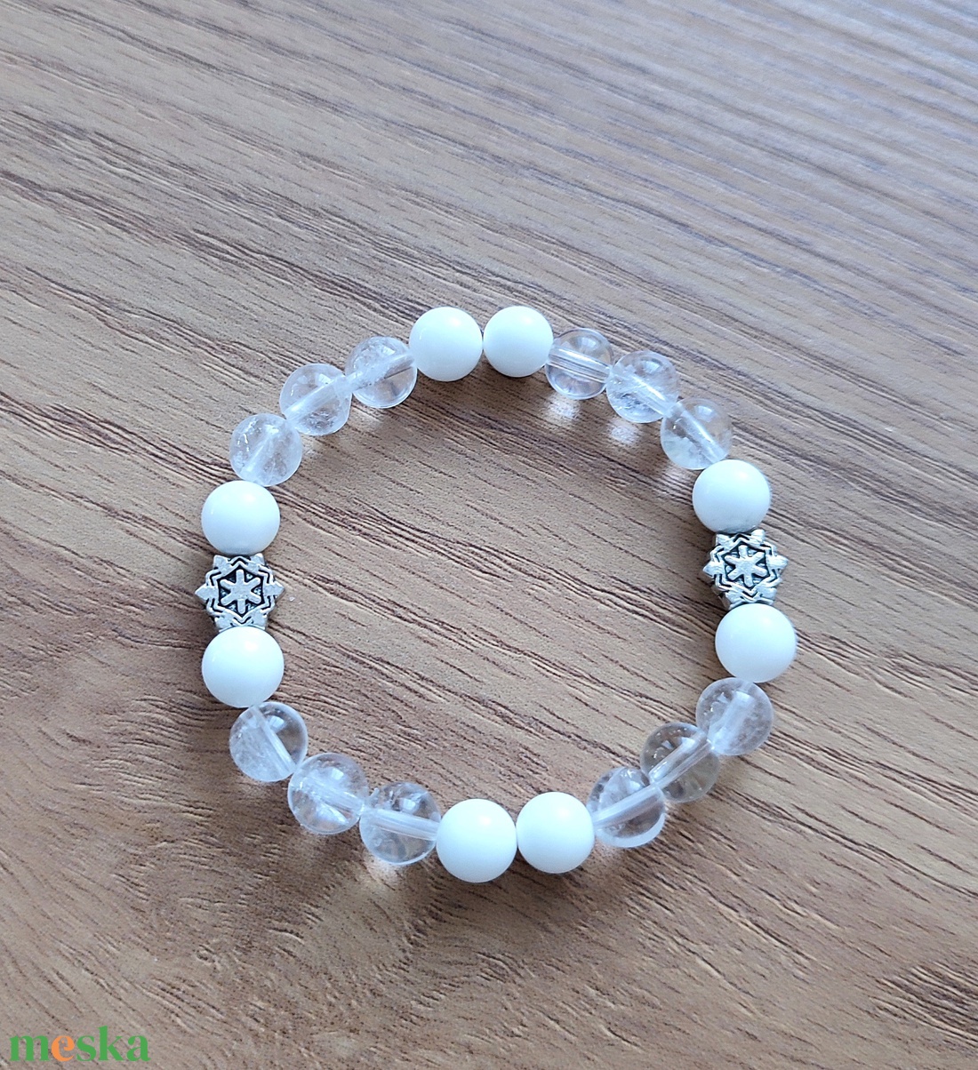 Hegyikristály - kagylóhéj gyöngy ásványkarkötő  - ékszer - karkötő - ásványkarkötő - Meska.hu