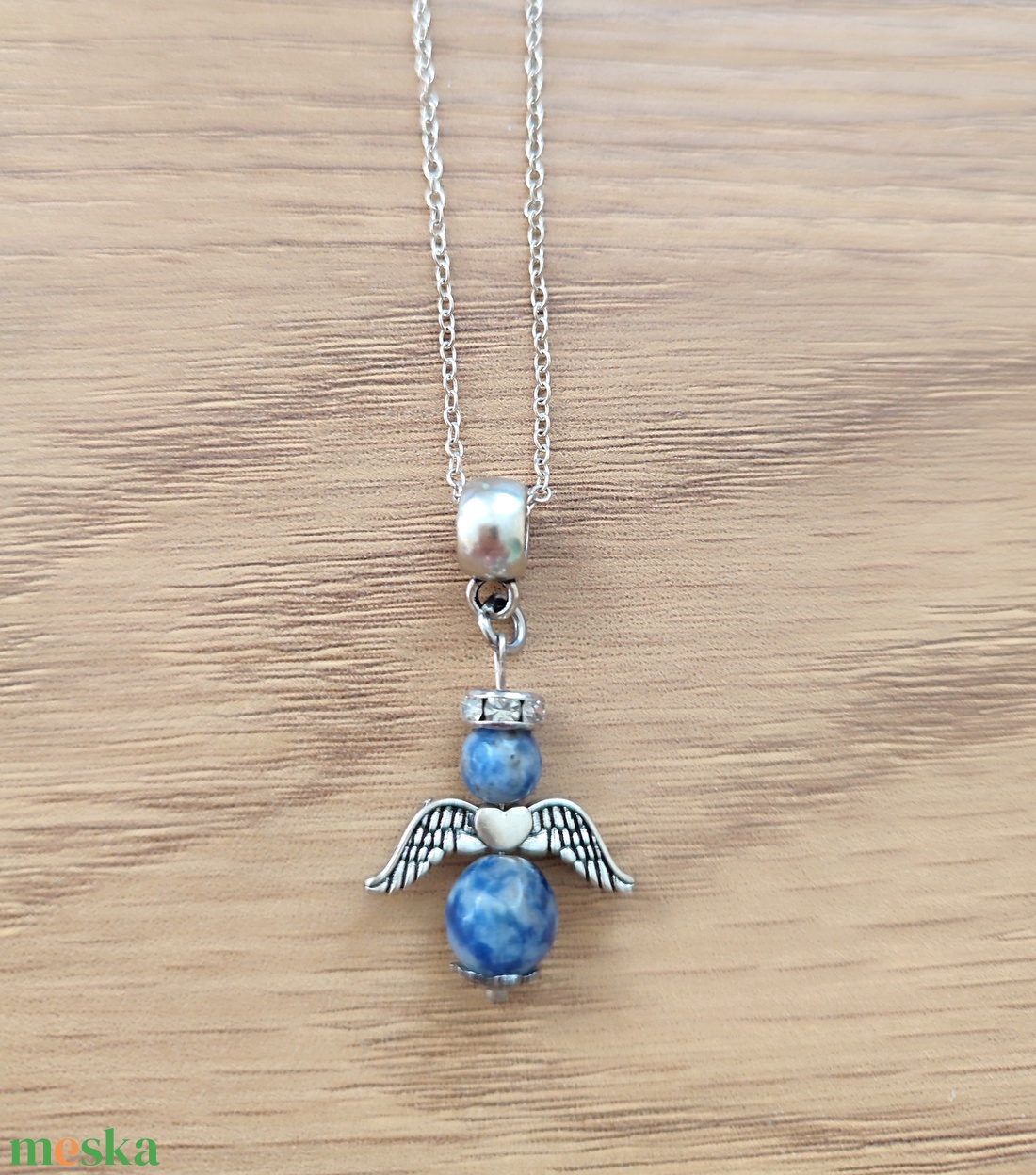 Szodalit angyalka ásvány nyaklánc, féldrágakő szodalit angyal medállal - ékszer - nyaklánc - medálos nyaklánc - Meska.hu