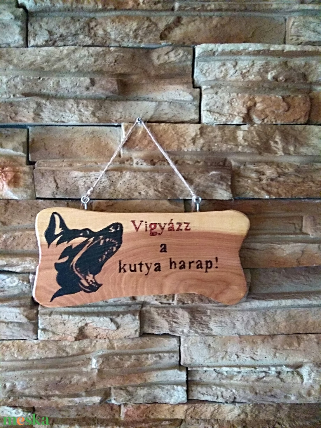 Vigyázz a kutya harap! Fatábla  - otthon & életmód - ház & kert - névtábla - Meska.hu