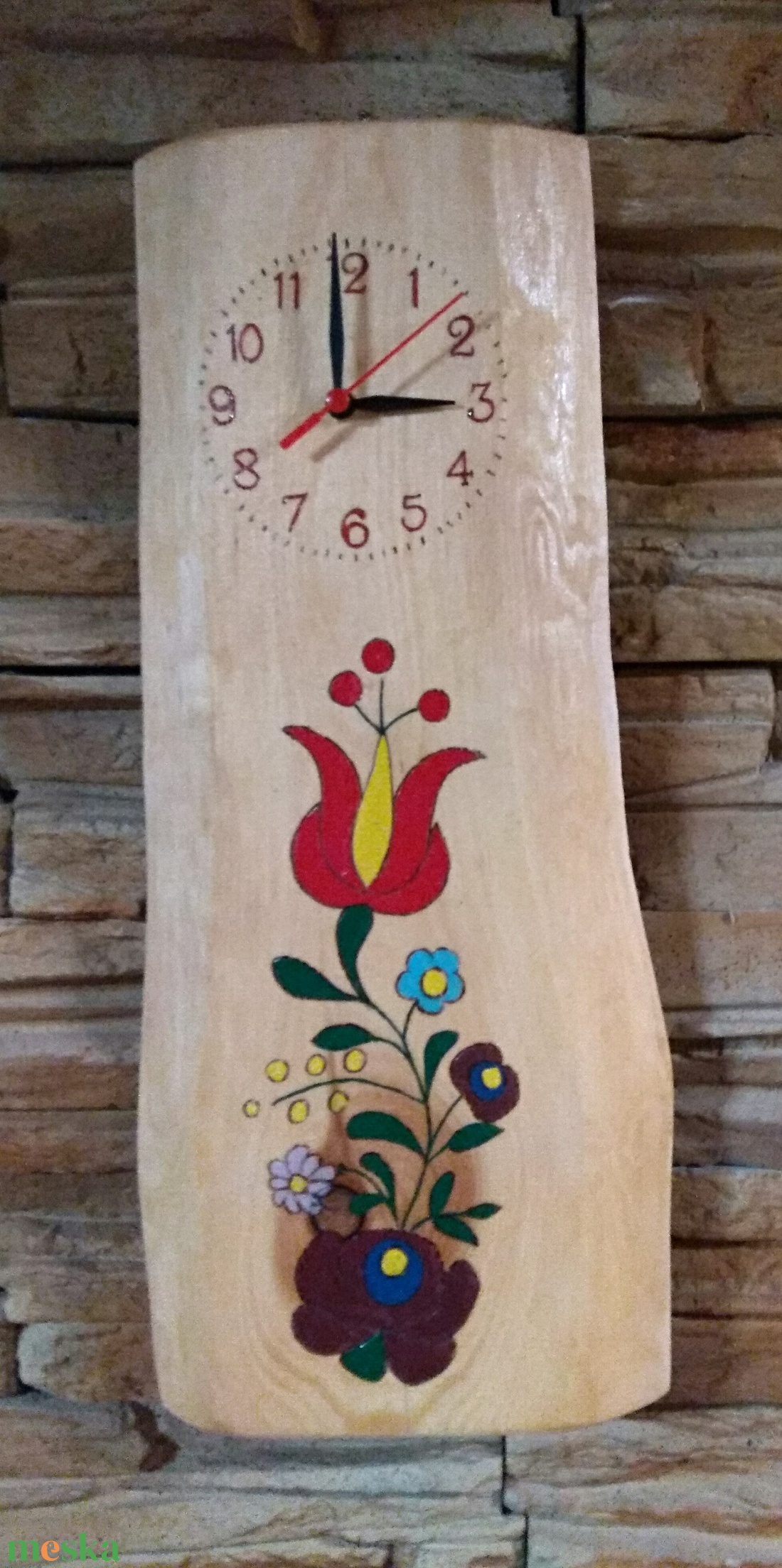 45 cm hosszú Matyó mintás kézműves falióra - otthon & életmód - dekoráció - fali és függő dekoráció - falióra & óra - Meska.hu 45 cm hosszú Matyó mintás kézműves falióra - otthon & életmód - dekoráció - fali és függő dekoráció - falióra & óra - Meska.hu