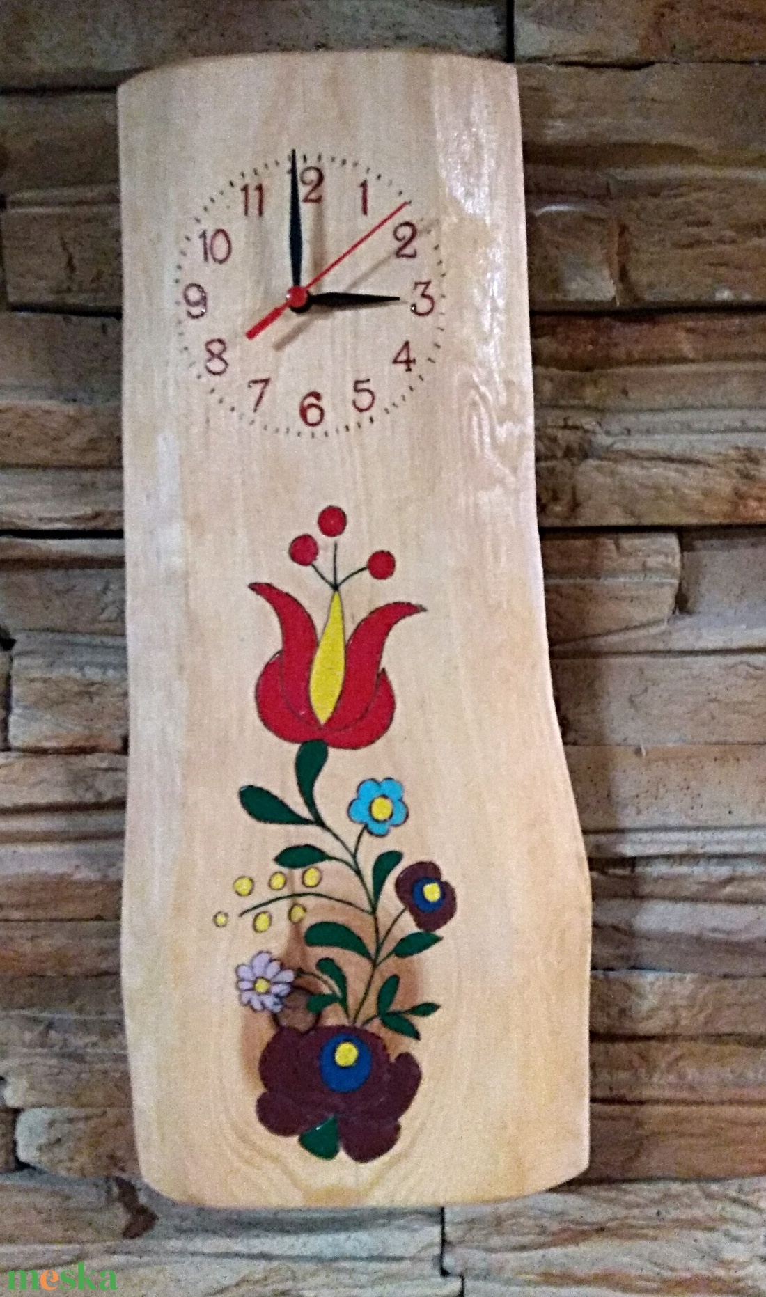45 cm hosszú Matyó mintás kézműves falióra - otthon & életmód - dekoráció - fali és függő dekoráció - falióra & óra - Meska.hu 45 cm hosszú Matyó mintás kézműves falióra - otthon & életmód - dekoráció - fali és függő dekoráció - falióra & óra - Meska.hu