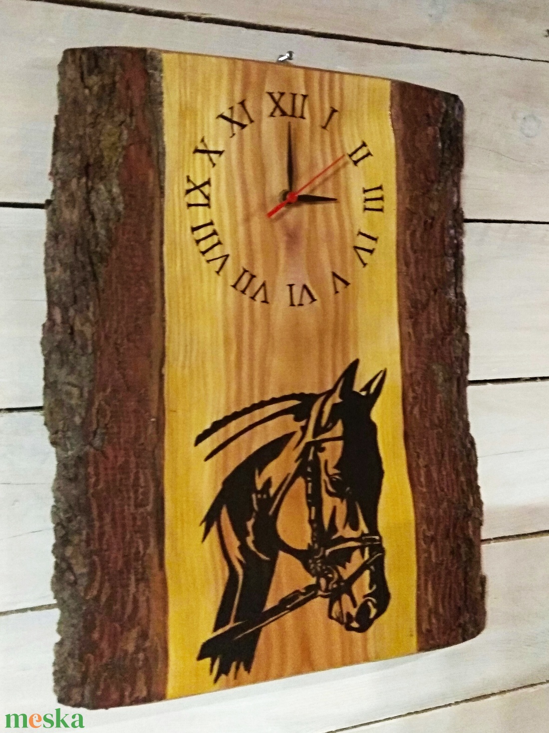 Nagyméretű lovas falióra egyedi vastag háncsos fán  - otthon & lakás - dekoráció - fali és függő dekoráció - falióra & óra - Meska.hu