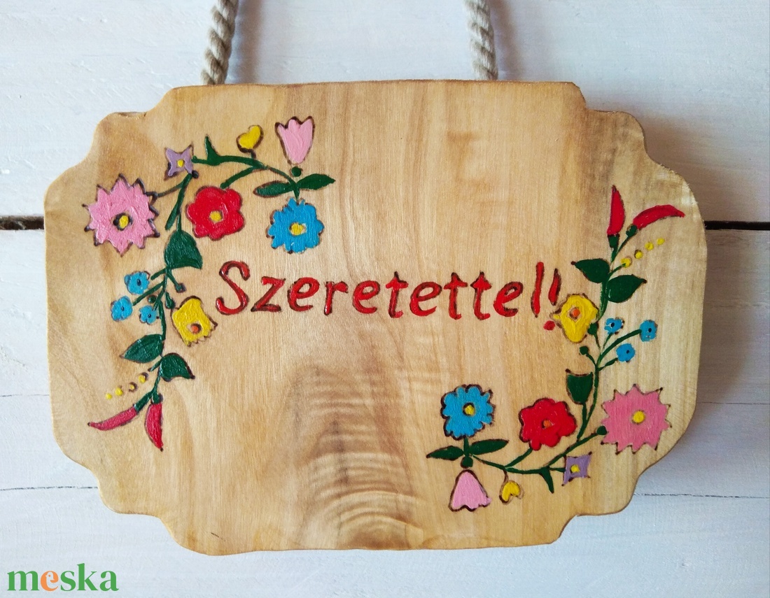 Öreg nyárfa Szeretettel fatábla virág mintával. - otthon & életmód - dekoráció - kép & falikép - mozaik kép - Meska.hu