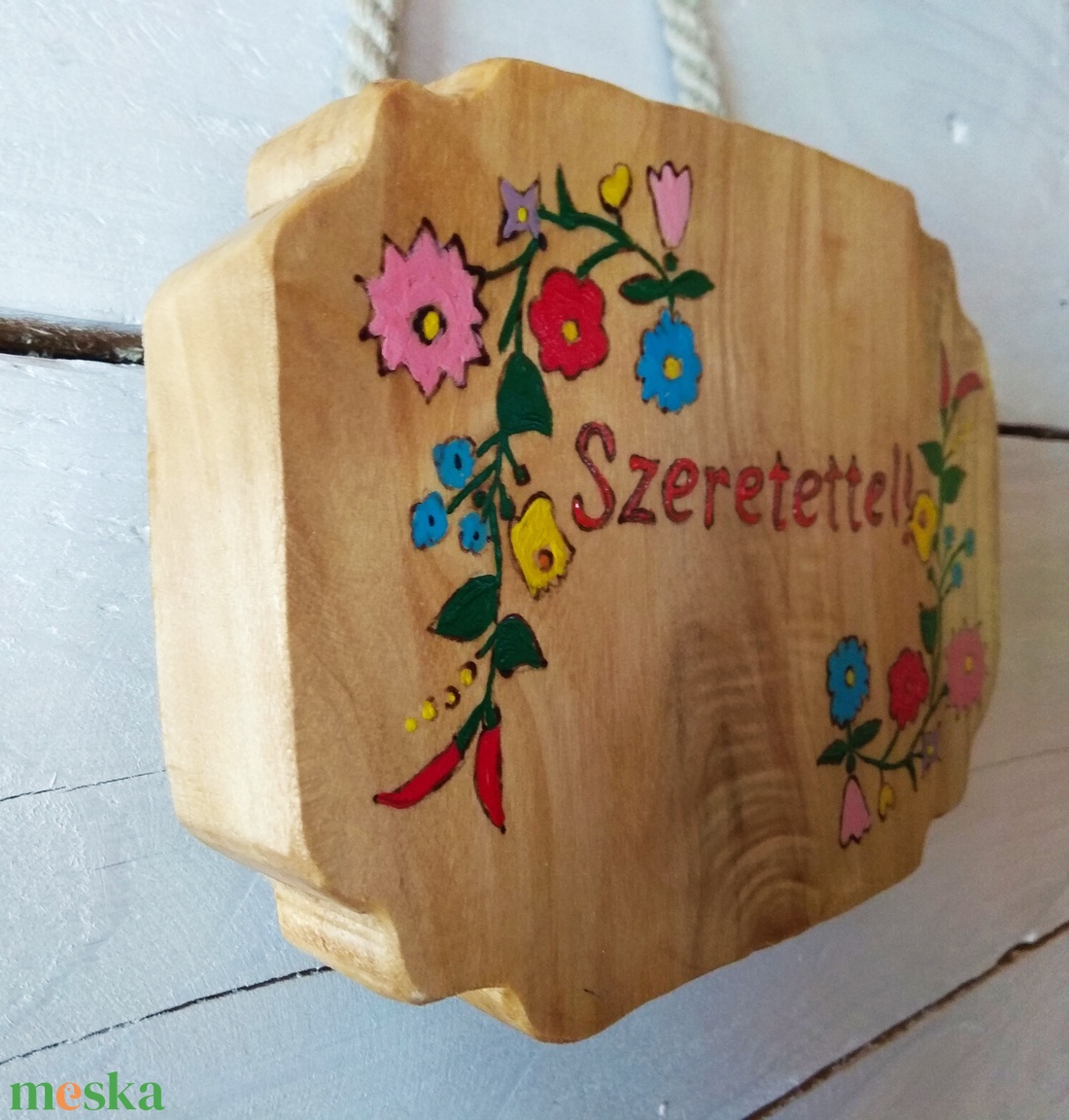 Öreg nyárfa Szeretettel fatábla virág mintával. - otthon & életmód - dekoráció - kép & falikép - mozaik kép - Meska.hu