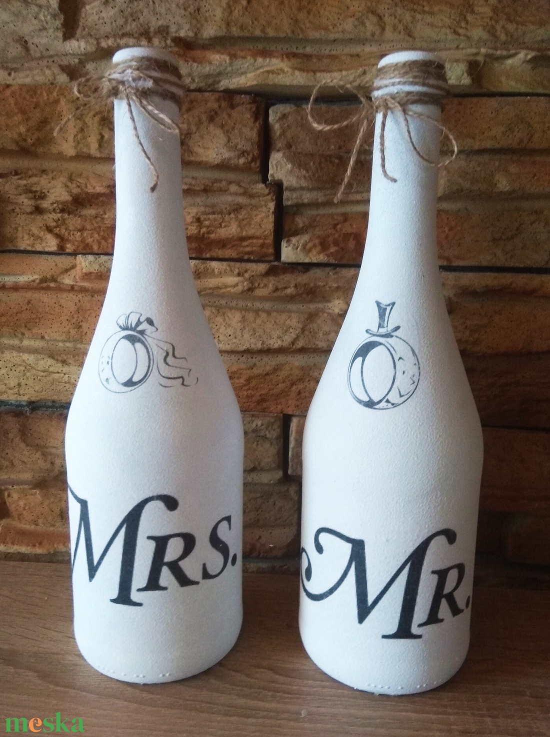 Mr.és Mrs. üveg dekoráció esküvőre vagy párok részére. - esküvő - dekoráció - helyszíni dekor - Meska.hu Mr.és Mrs. üveg dekoráció esküvőre vagy párok részére. - esküvő - dekoráció - helyszíni dekor - Meska.hu