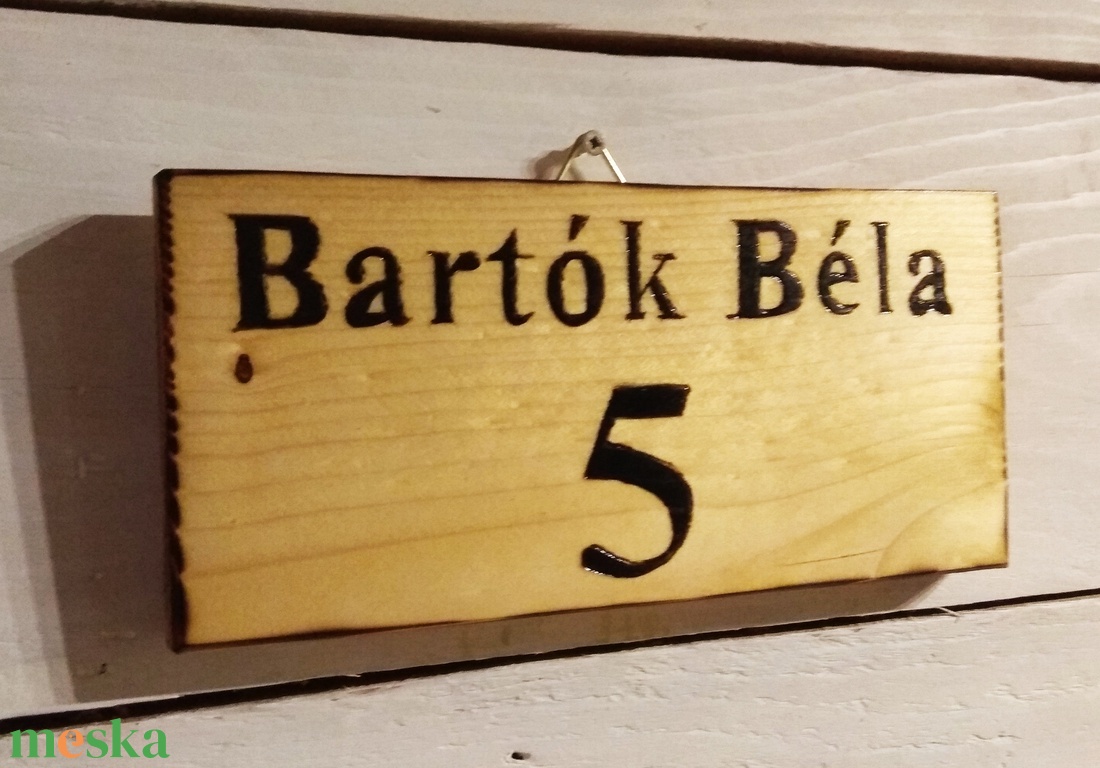 Fa házszám tábla  - otthon & életmód - ház & kert - házszám - Meska.hu