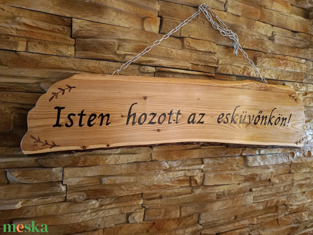 Rusztikus Fa Esküvői Köszöntőtábla (Isten hozott az esküvőnkön!) - esküvő - dekoráció - tábla & jelzés - Meska.hu