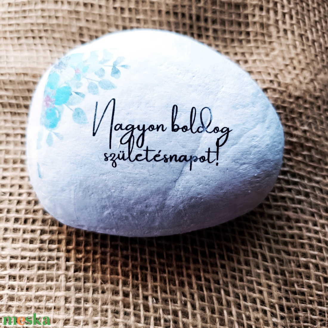 Nagyon boldog születésnapot! felirattal díszített kő  - otthon & életmód - dekoráció - asztal és polc dekoráció - kavics & kő - Meska.hu