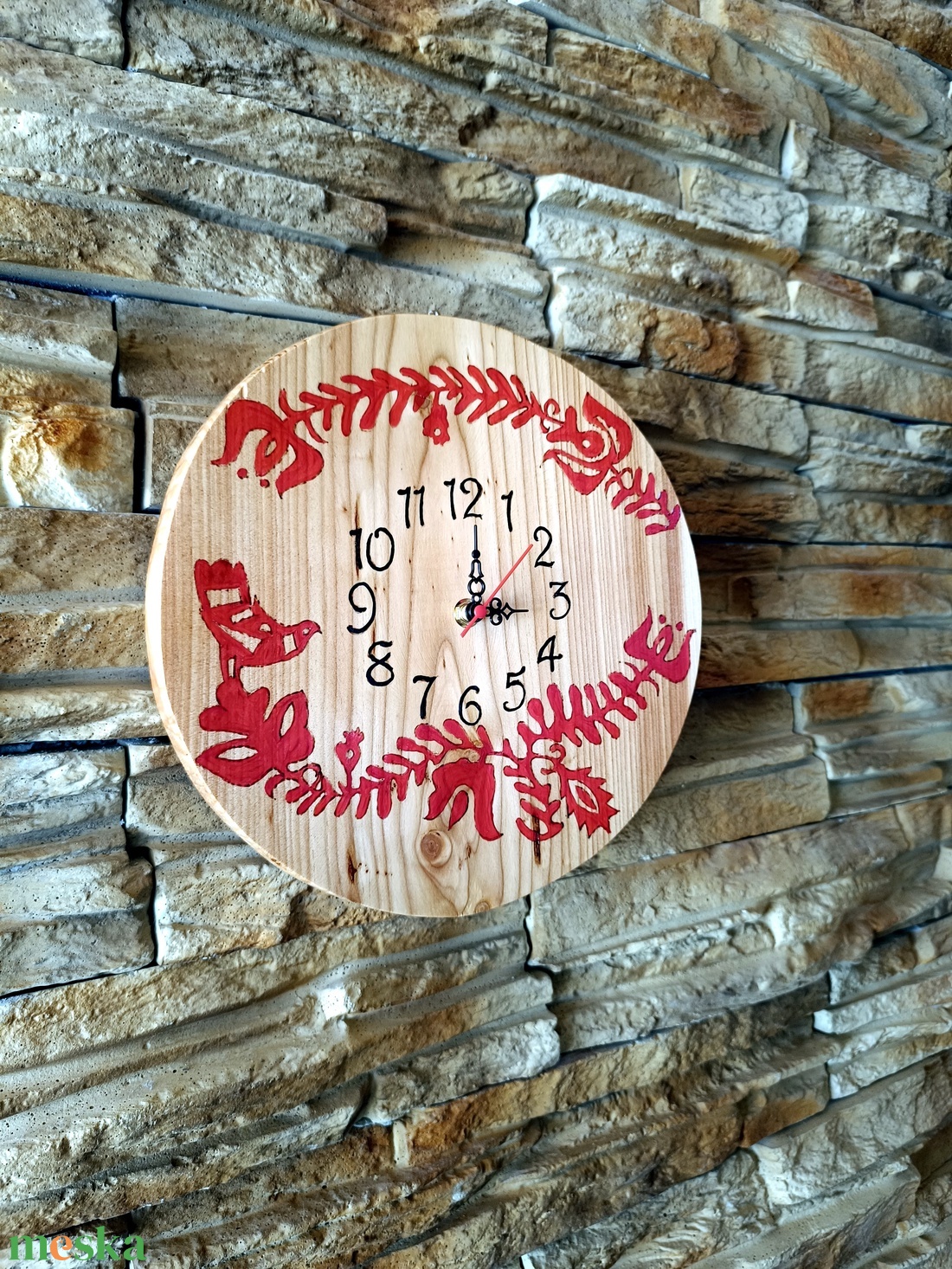Fából készült kézműves falióra magyar népmesék motívummal díszítve - otthon & életmód - dekoráció - fali és függő dekoráció - falióra & óra - Meska.hu Fából készült kézműves falióra magyar népmesék motívummal díszítve - otthon & életmód - dekoráció - fali és függő dekoráció - falióra & óra - Meska.hu