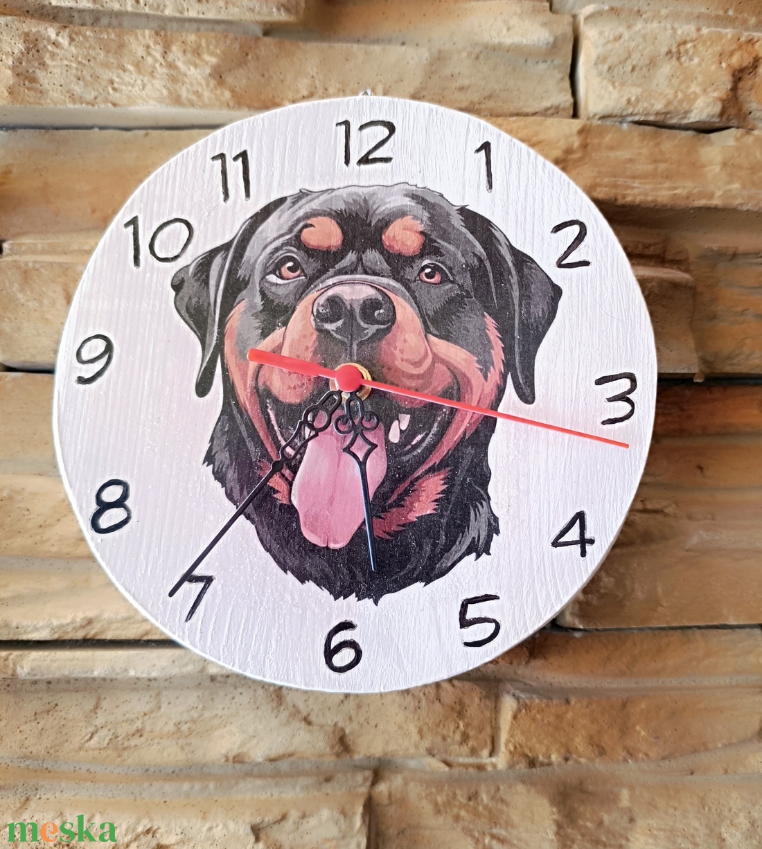 Fából készült falióra rottweiler kutyussal  - otthon & életmód - dekoráció - fali és függő dekoráció - falióra & óra - Meska.hu