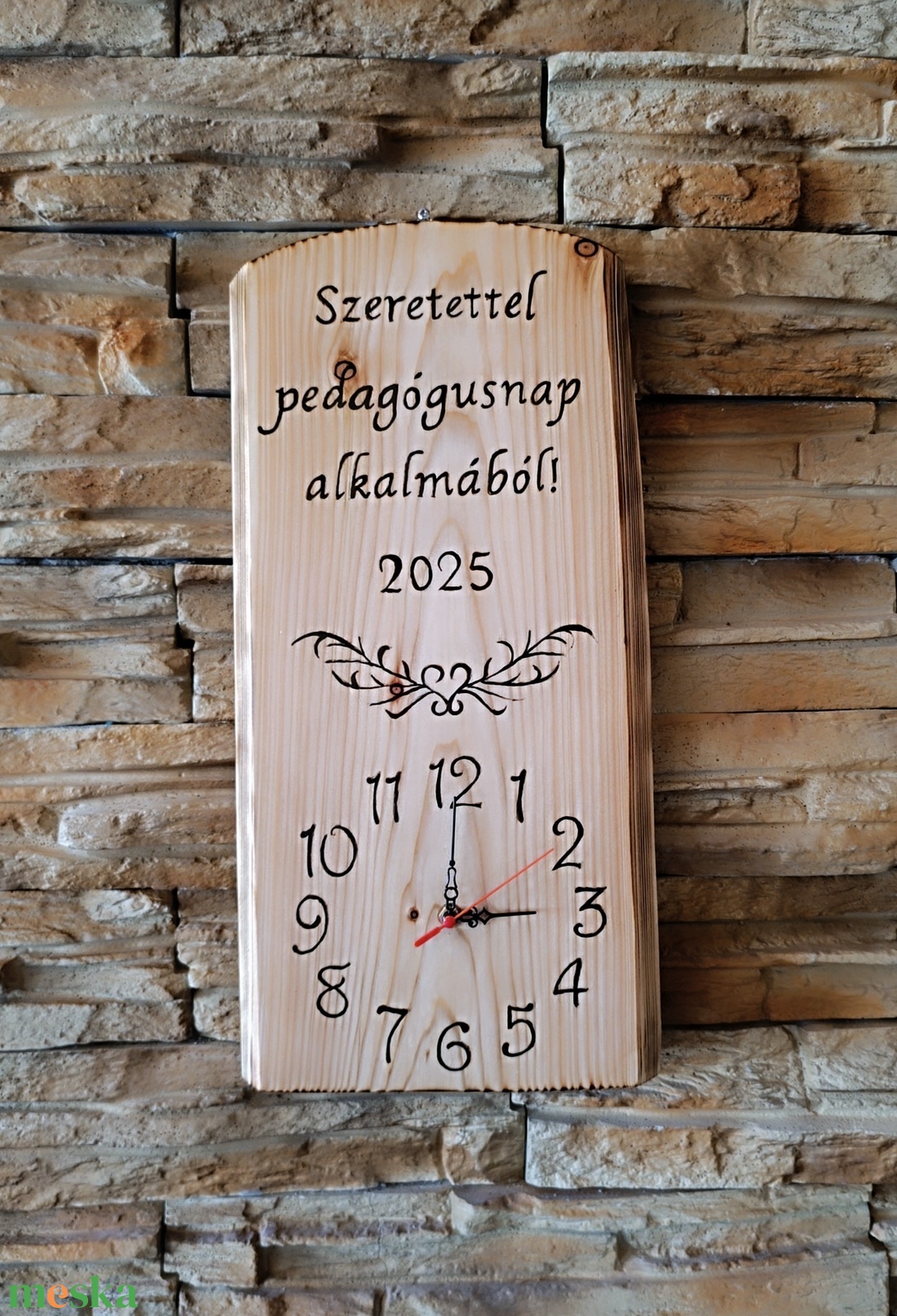 Fából készült falióra pedagógusnap alkalmából - otthon & életmód - dekoráció - fali és függő dekoráció - falióra & óra - Meska.hu Fából készült falióra pedagógusnap alkalmából - otthon & életmód - dekoráció - fali és függő dekoráció - falióra & óra - Meska.hu