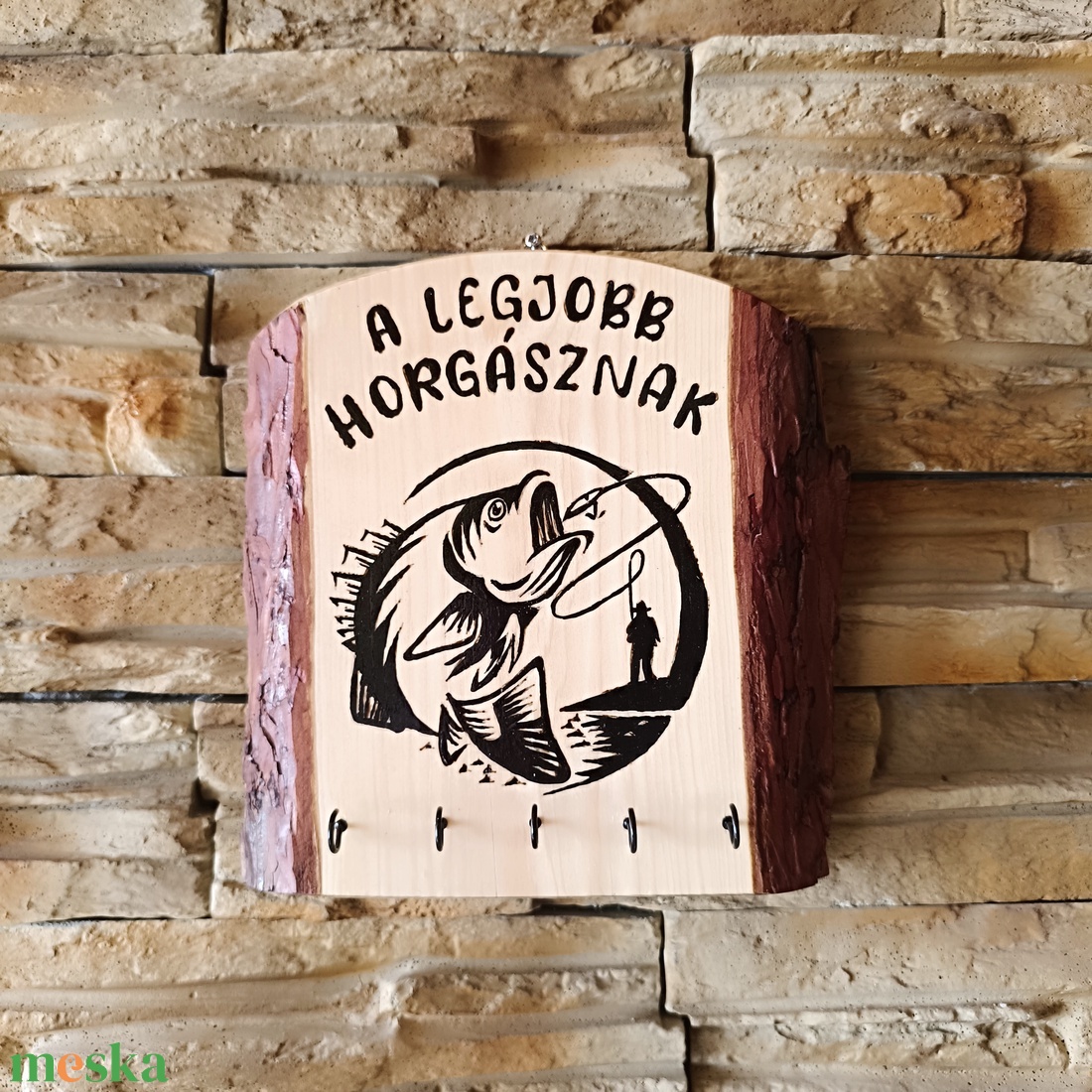Fa fali kulcstartó a legjobb horgásznak  - otthon & életmód - dekoráció - fali és függő dekoráció - fali kulcstartó - Meska.hu