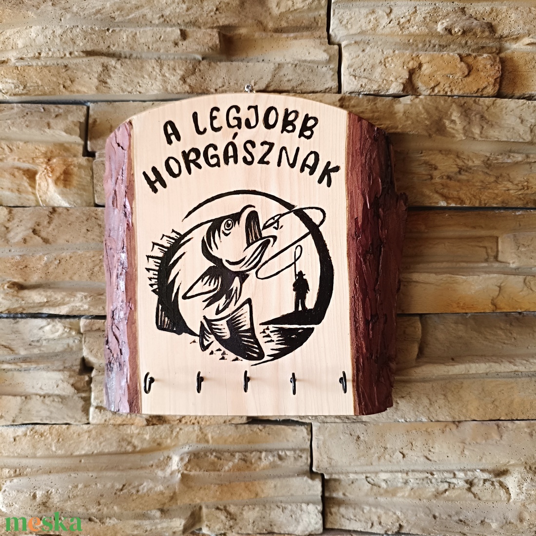 Fa fali kulcstartó a legjobb horgásznak  - otthon & életmód - dekoráció - fali és függő dekoráció - fali kulcstartó - Meska.hu