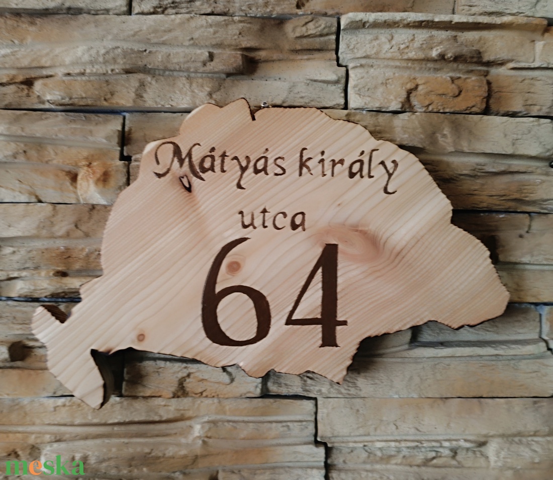 Nagyméretű Nagy Magyarország formájú házszám tábla - otthon & életmód - ház & kert - házszám - Meska.hu Nagyméretű Nagy Magyarország formájú házszám tábla - otthon & életmód - ház & kert - házszám - Meska.hu