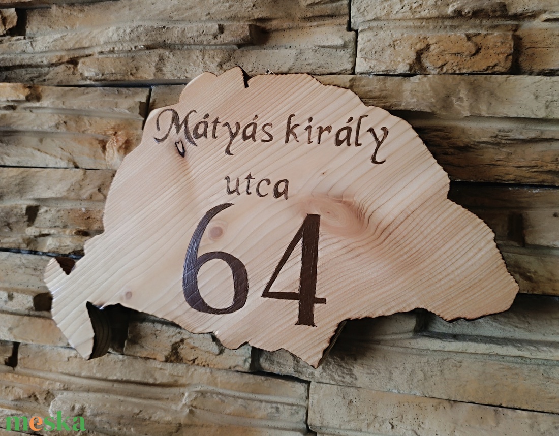 Nagyméretű Nagy Magyarország formájú házszám tábla - otthon & életmód - ház & kert - házszám - Meska.hu Nagyméretű Nagy Magyarország formájú házszám tábla - otthon & életmód - ház & kert - házszám - Meska.hu