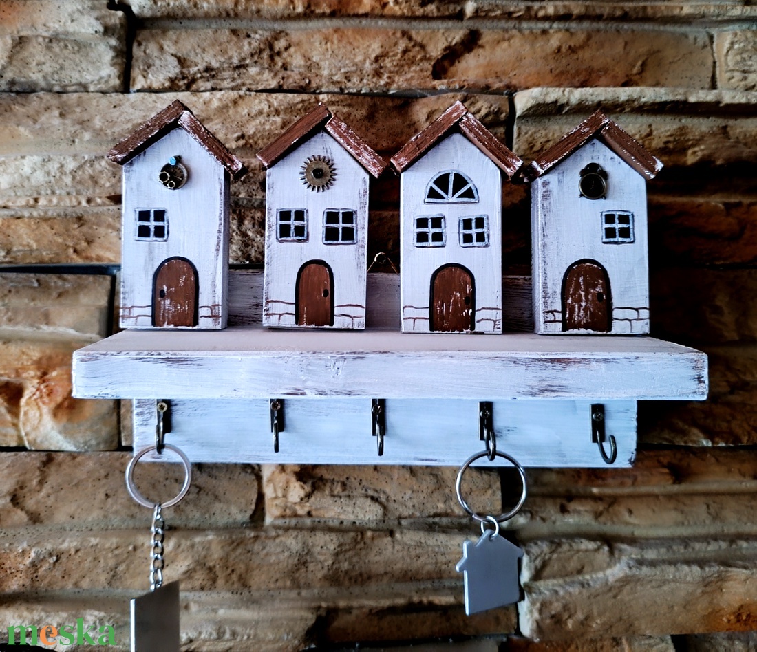 Egyedi, vintage stílusú fa fali kulcstartó házikókkal - otthon & életmód - dekoráció - fali és függő dekoráció - fali kulcstartó - Meska.hu Egyedi, vintage stílusú fa fali kulcstartó házikókkal - otthon & életmód - dekoráció - fali és függő dekoráció - fali kulcstartó - Meska.hu