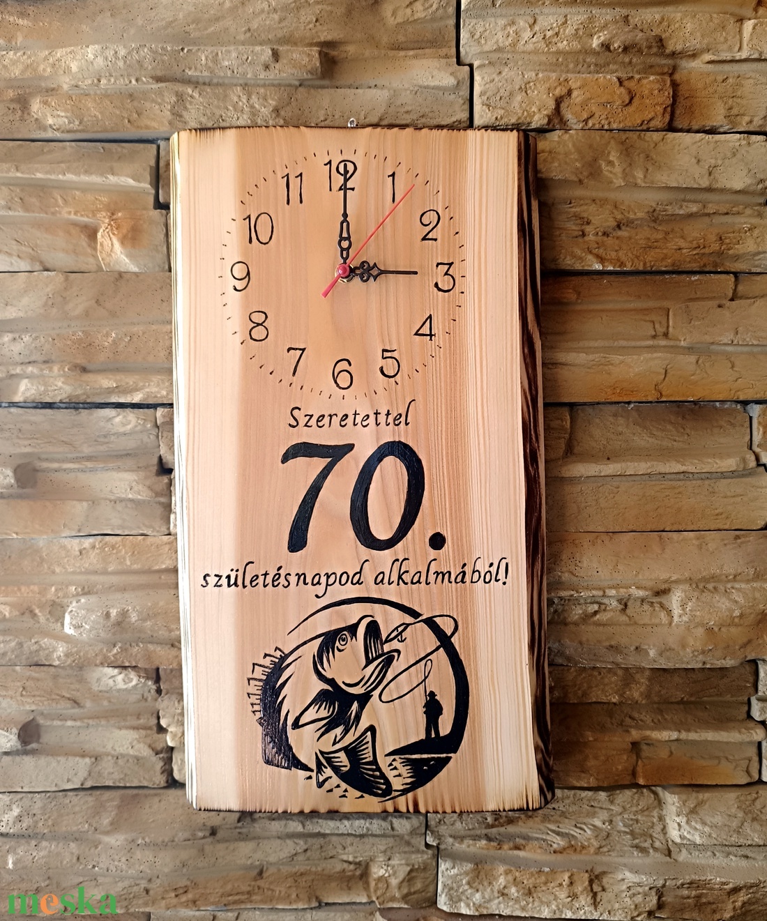 Fából készült születésnapi falióra horgászok számára  - otthon & életmód - dekoráció - fali és függő dekoráció - falióra & óra - Meska.hu