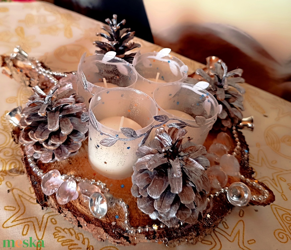 Adventi asztaldísz fakorongon 4 gyertyával 1. - karácsony - adventi díszek - adventi gyertyadíszek és koszorúdíszek - Meska.hu