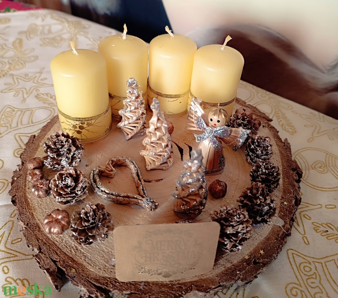 Angyalkás adventi asztaldísz fakorongon 4 gyertyával  - karácsony - adventi díszek - adventi asztaldísz - Meska.hu